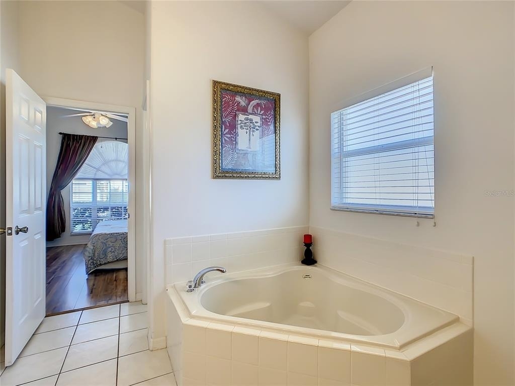 16724 Rolling Green Drive - Photo 50