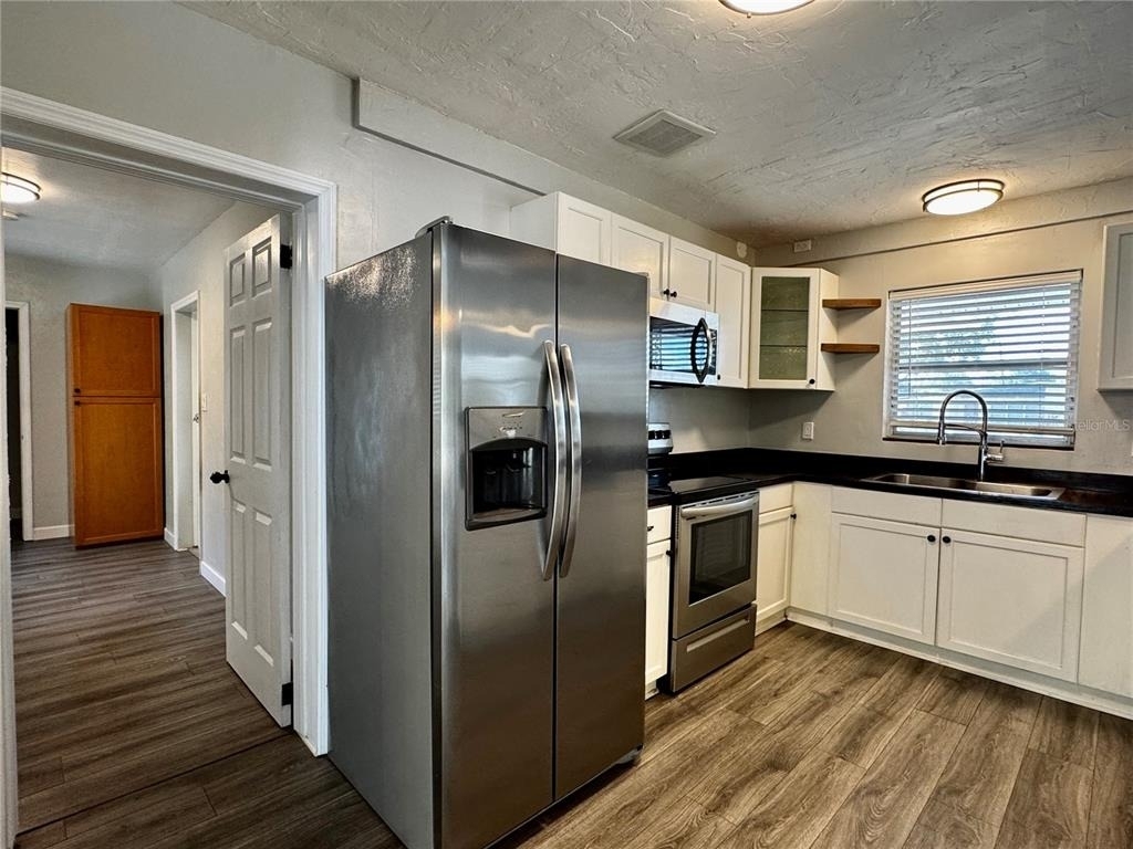 2624 Sunnybrook Drive - Photo 4