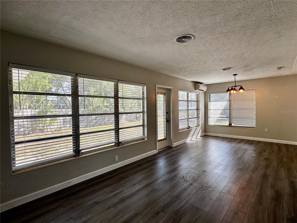 2624 Sunnybrook Drive - Photo 6