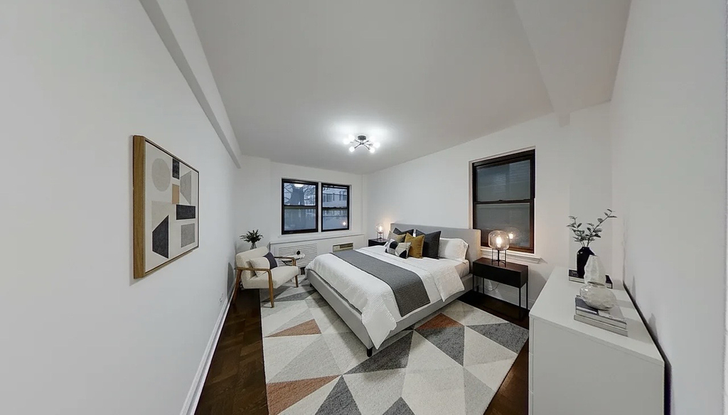 20 Beekman Place - Photo 8