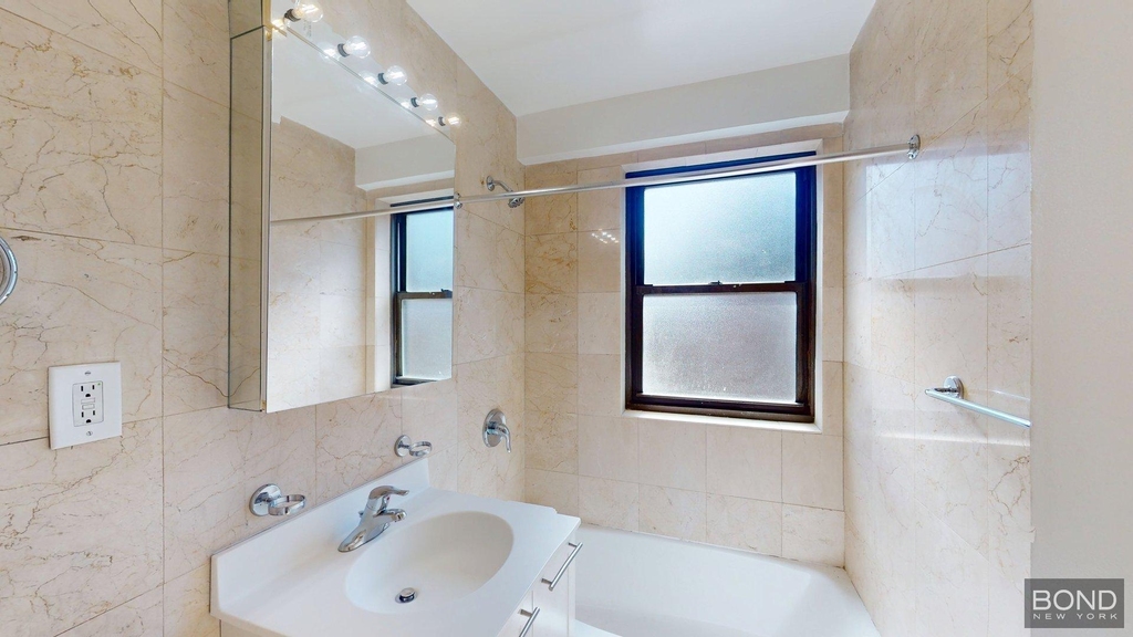 145 4th Avenue - Photo 4