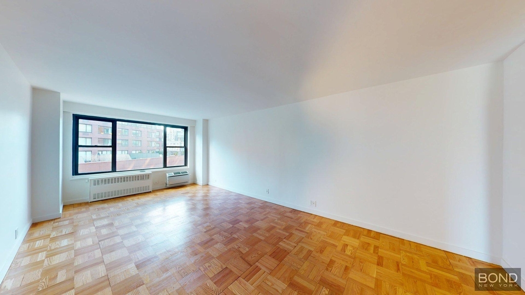 145 4th Avenue - Photo 0