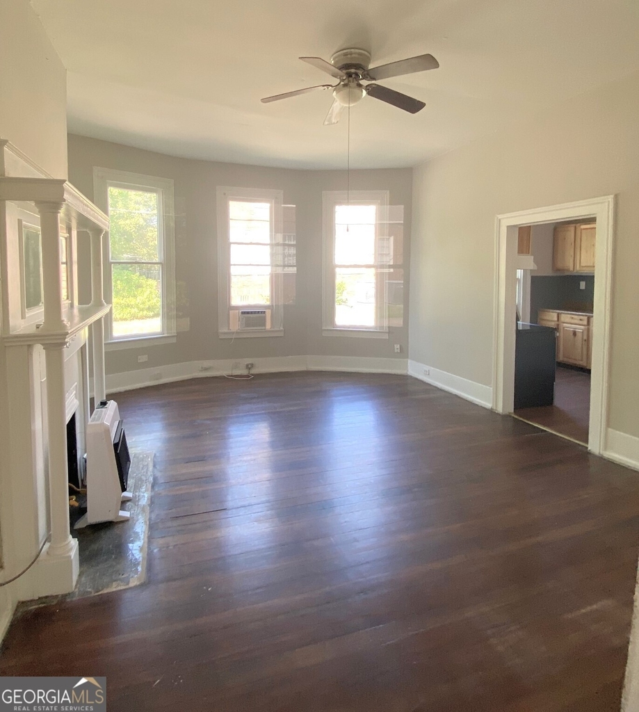 302 Cedar Street - Photo 4