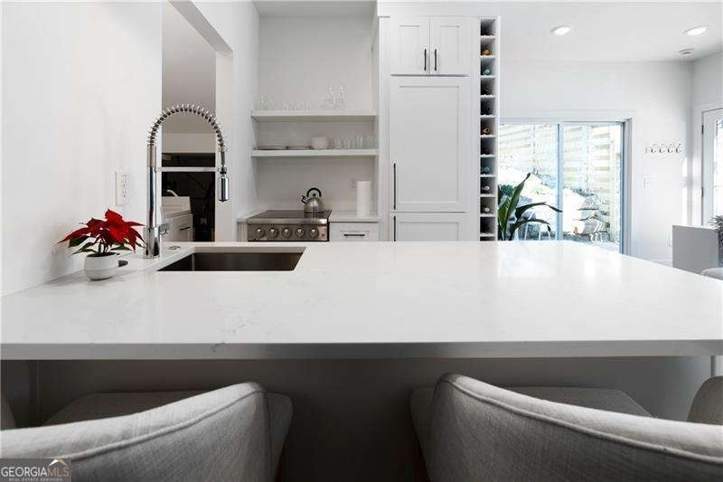 217 Arnold Mill Road - Photo 8