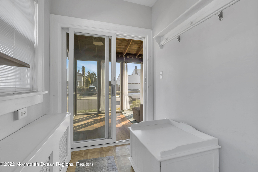 102 Dixon Avenue - Photo 18