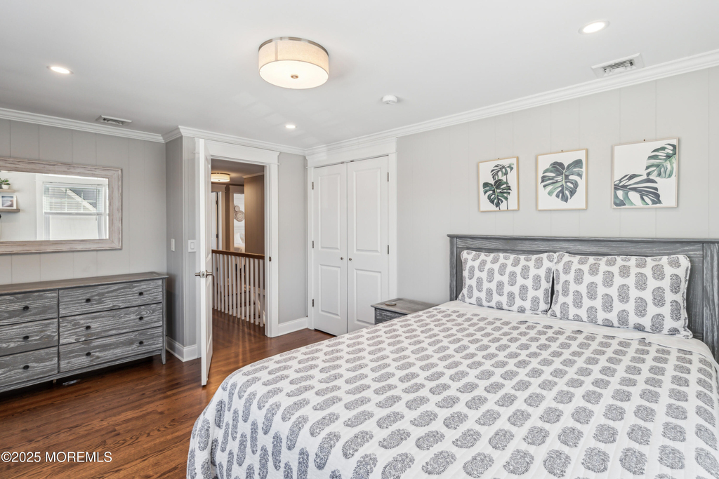 242 Curtis Point Drive - Photo 19