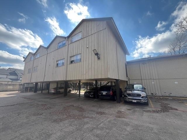 5010 Bowser Avenue - Photo 1