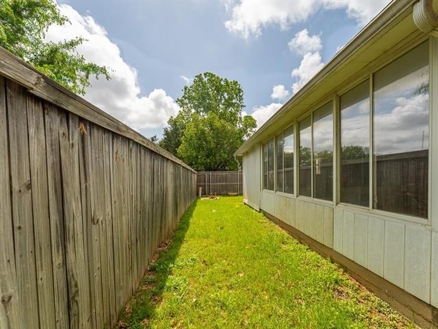 5807 Rock Meadow Trail - Photo 33
