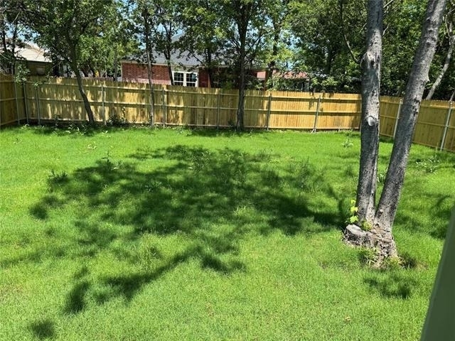 3912 Oneal Street - Photo 2