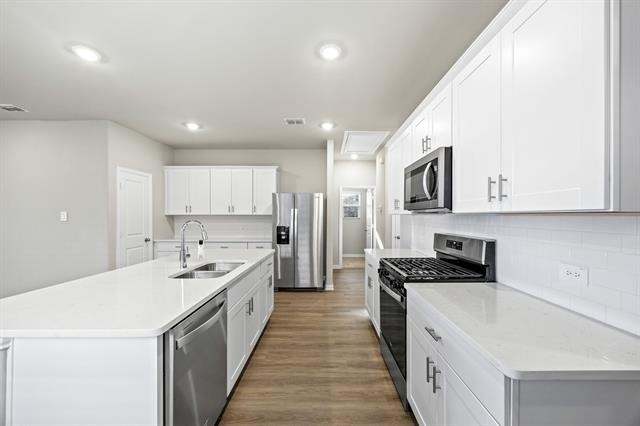 607 Clover Creek - Photo 5