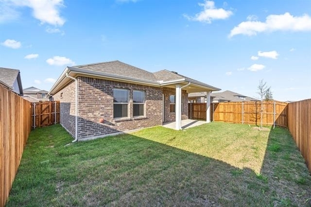 607 Clover Creek - Photo 13