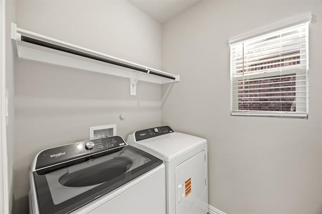 607 Clover Creek - Photo 12