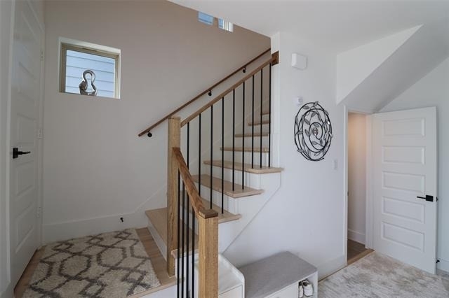 1205 Marc Place - Photo 2