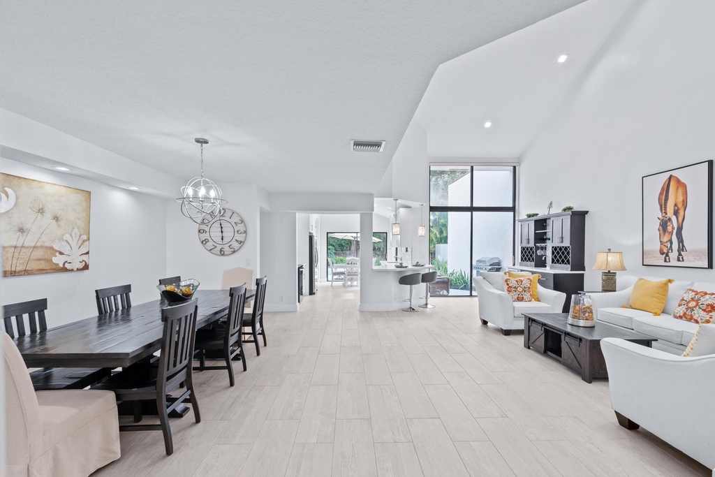 2442 Windsor Way Court - Photo 1