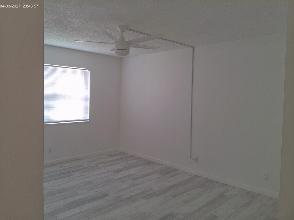 9233 Sw 8th Street - Photo 11