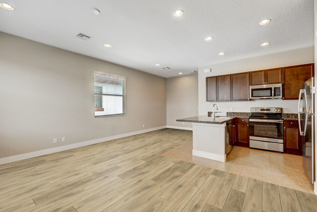 6044 Curie Place - Photo 14