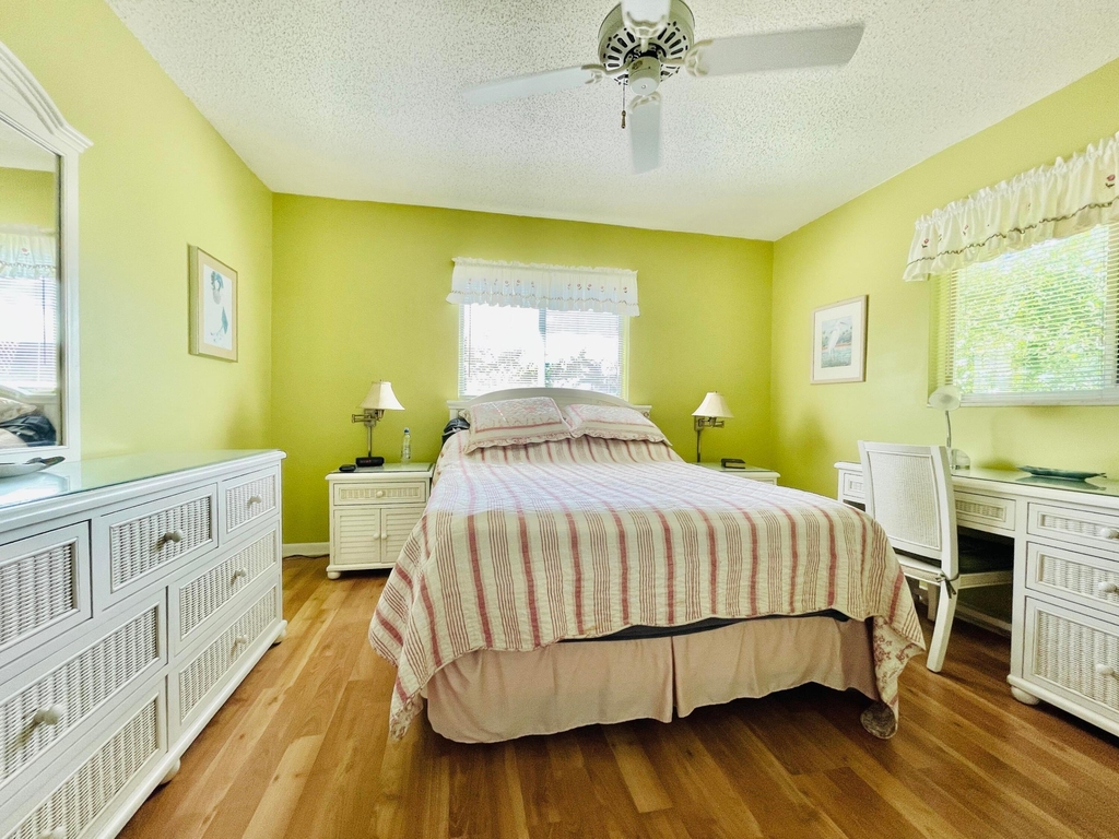 257 S Cypress Road - Photo 12