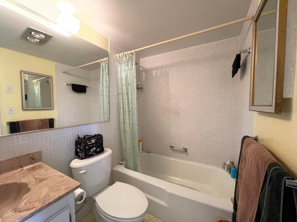 257 S Cypress Road - Photo 18