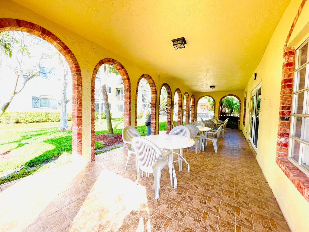 257 S Cypress Road - Photo 25