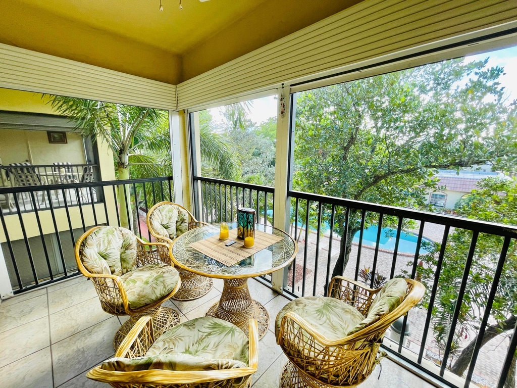 257 S Cypress Road - Photo 3