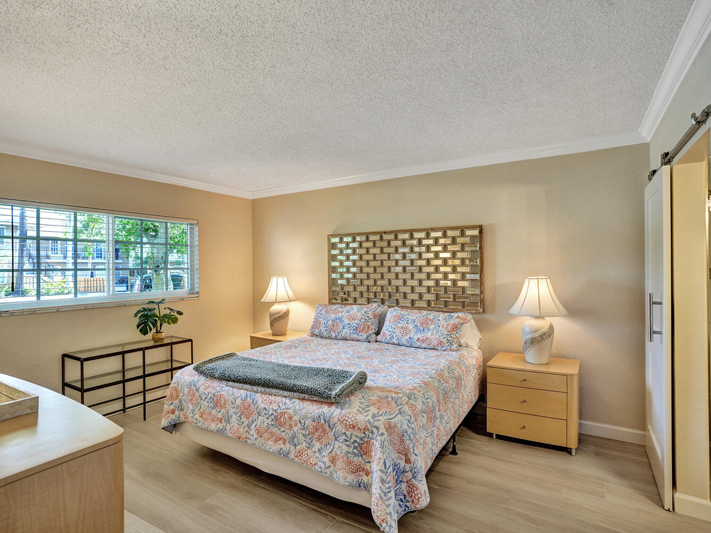 2866 Ne 30th Street - Photo 26