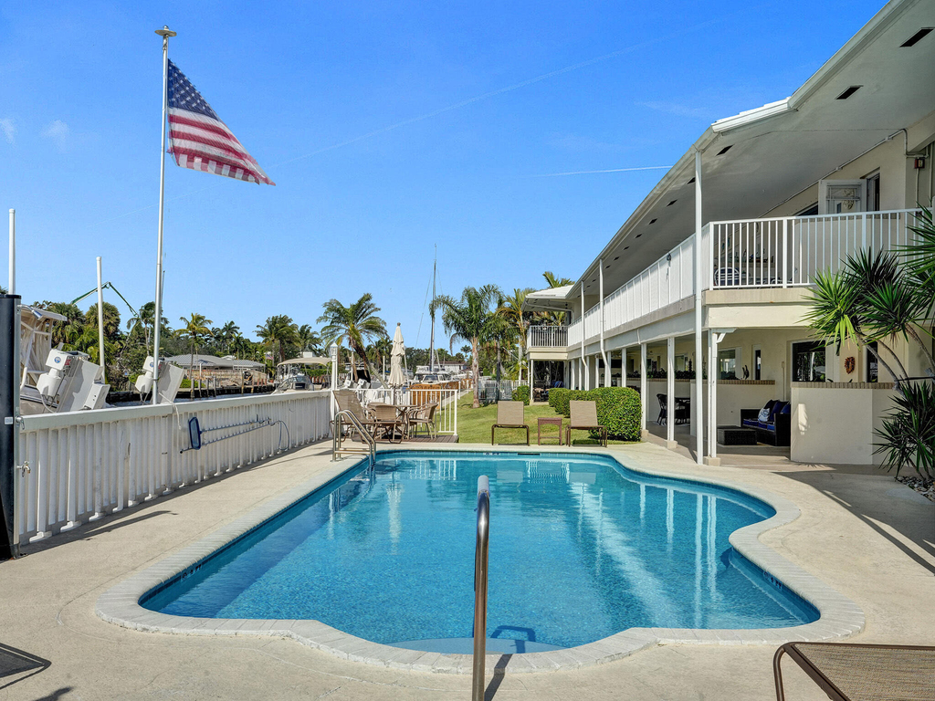 2866 Ne 30th Street - Photo 8