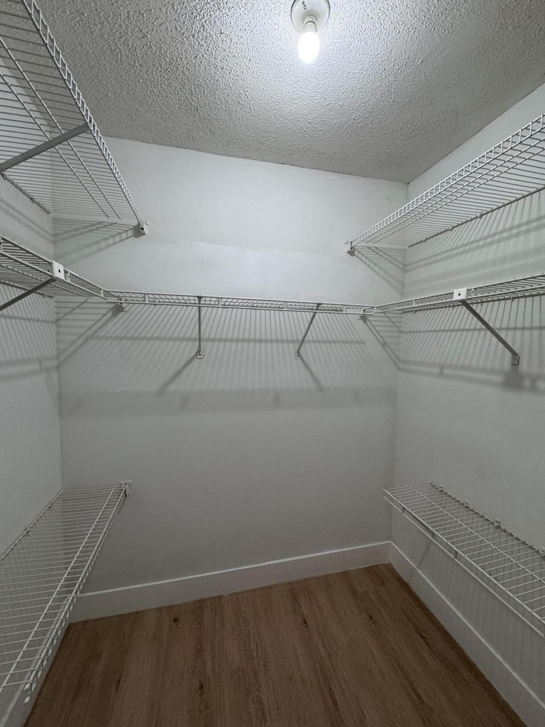 193 Lakeview Drive - Photo 12
