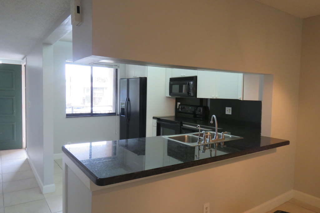 193 Lakeview Drive - Photo 7