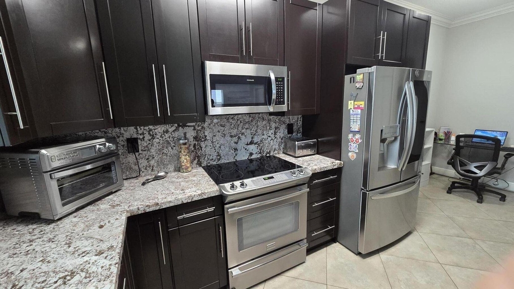 6878 Nw 33rd Street - Photo 8