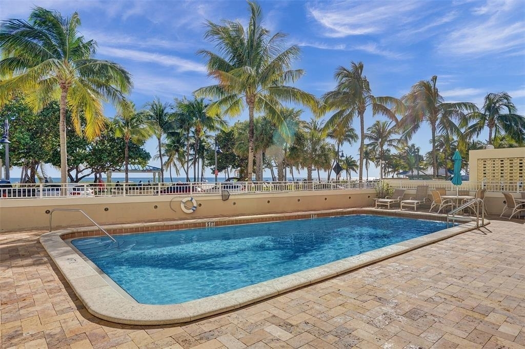 133 N Pompano Beach Boulevard - Photo 26