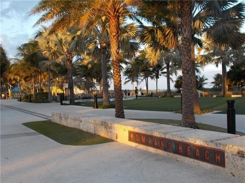 133 N Pompano Beach Boulevard - Photo 48