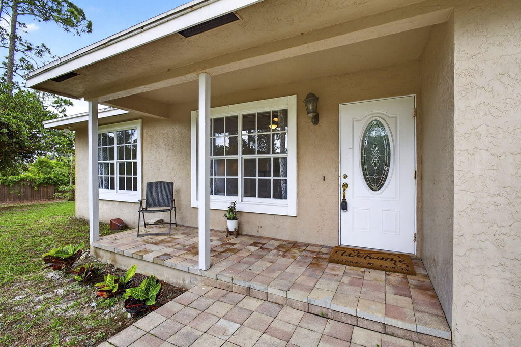 16932 Okeechobee Boulevard - Photo 11