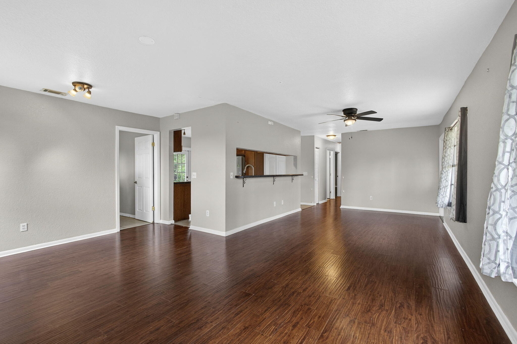 16932 Okeechobee Boulevard - Photo 16