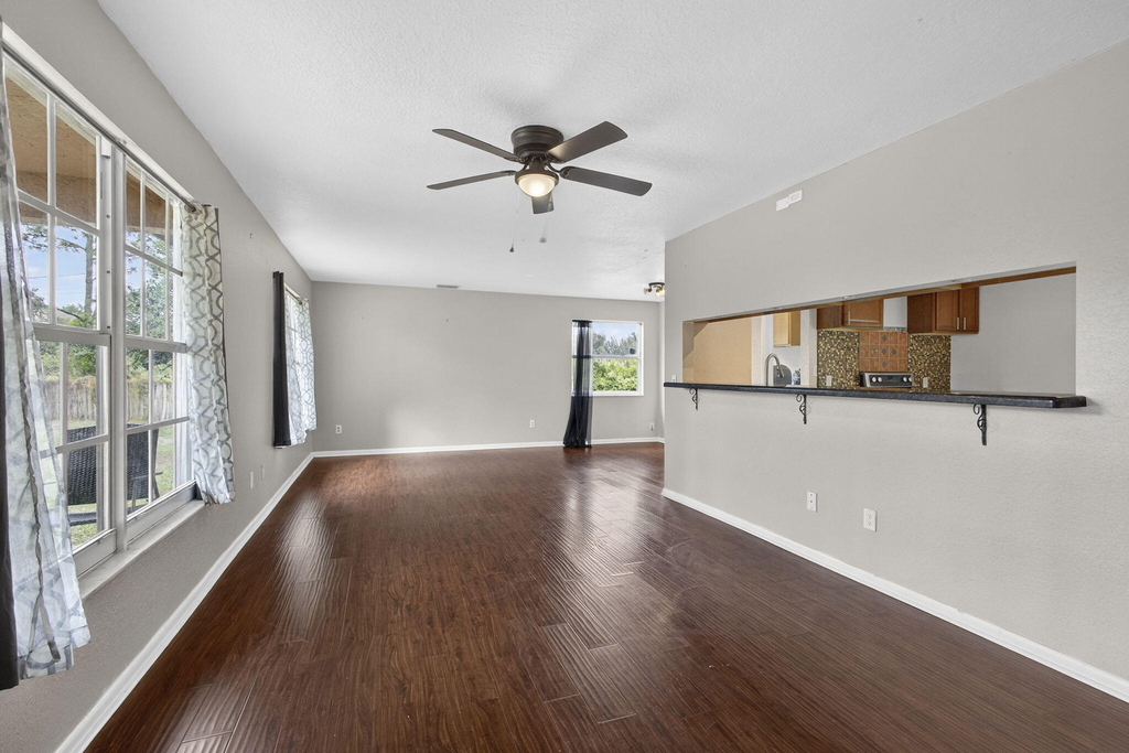 16932 Okeechobee Boulevard - Photo 13