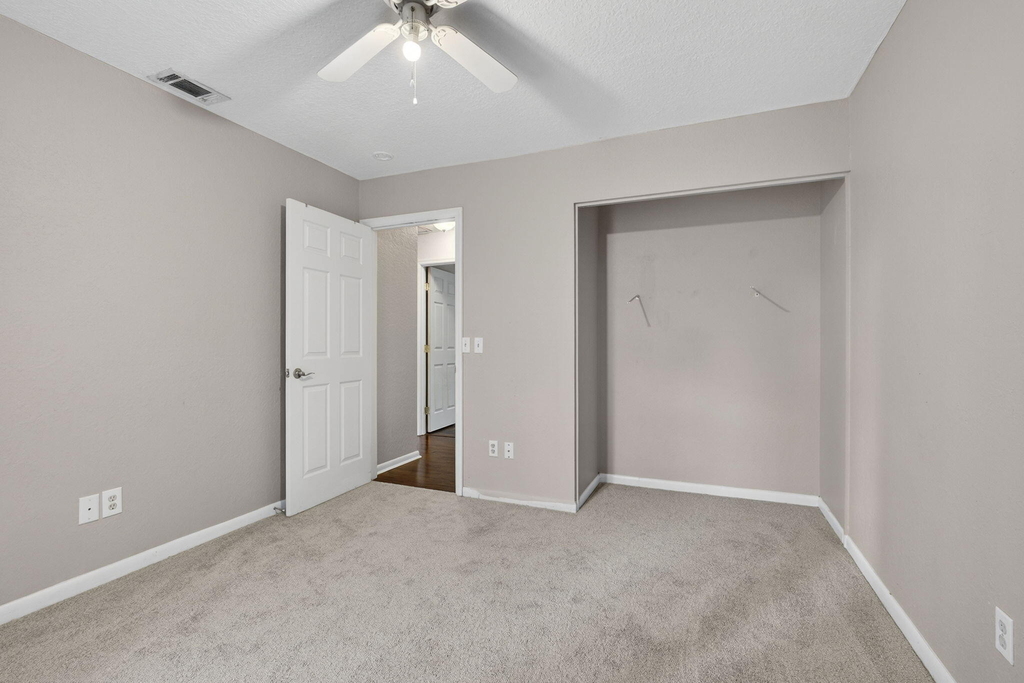16932 Okeechobee Boulevard - Photo 29