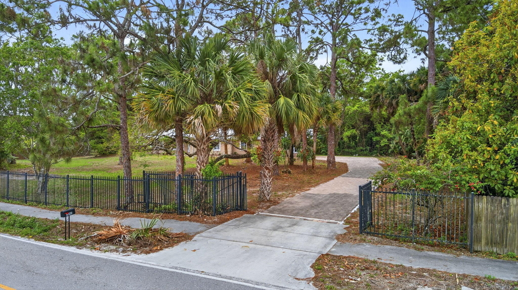 16932 Okeechobee Boulevard - Photo 55