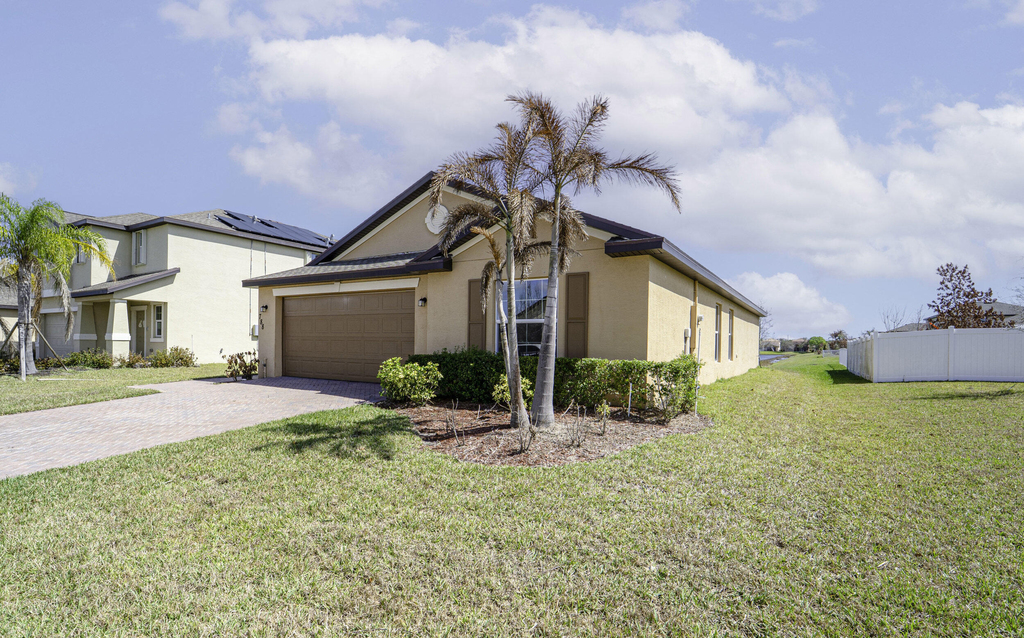 788 Worlington Lane - Photo 1
