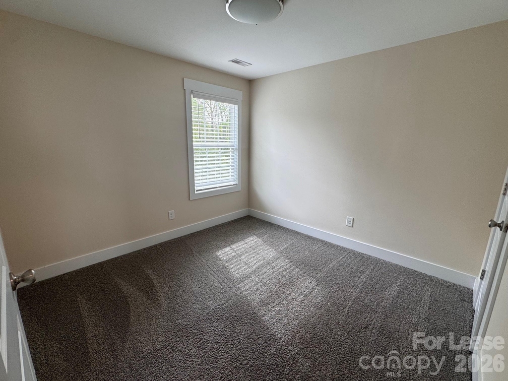 516 Beacon Street - Photo 9