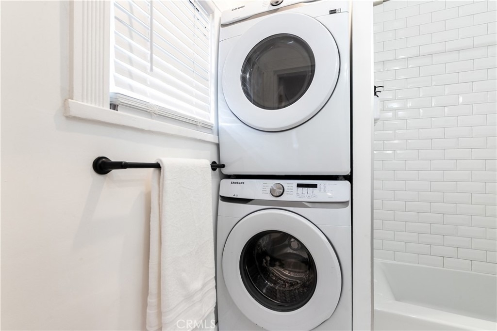 6008 Carlton Way - Photo 20