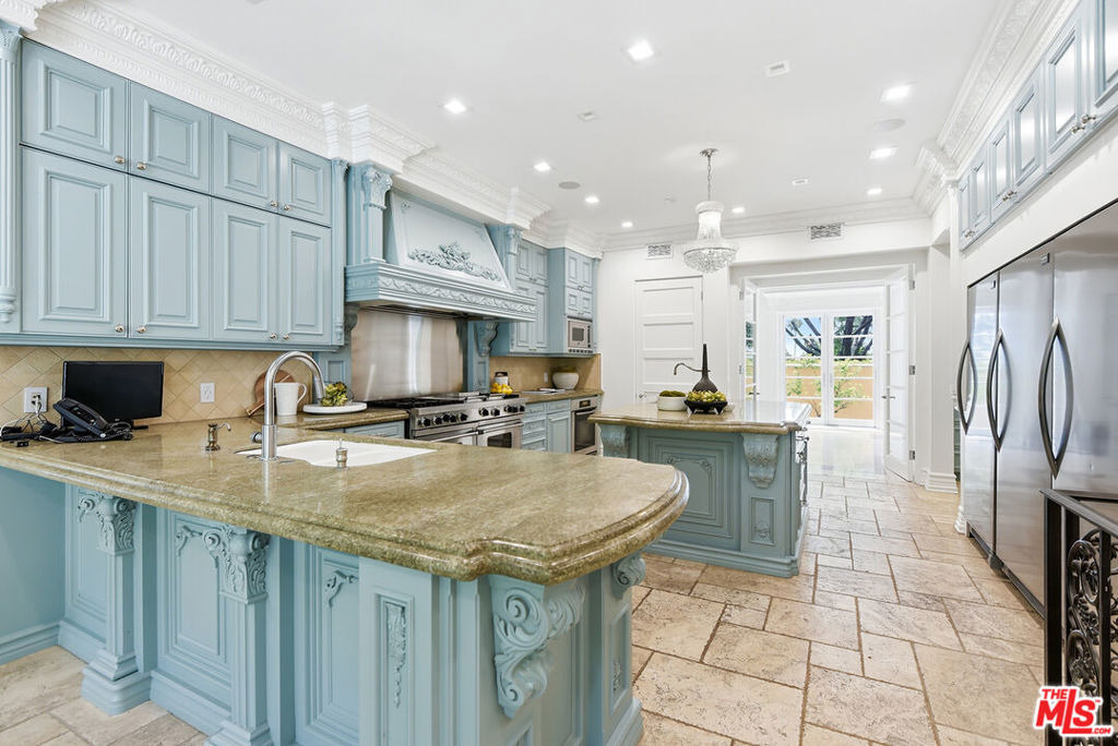 407 Robert Lane - Photo 9