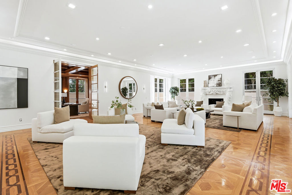 407 Robert Lane - Photo 6