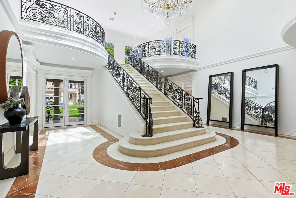 407 Robert Lane - Photo 2