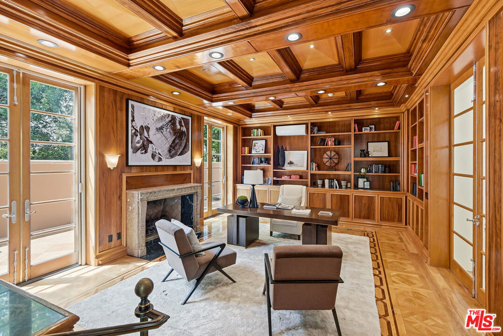 407 Robert Lane - Photo 3