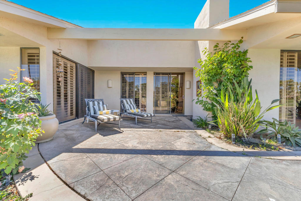 24 Columbia Drive - Photo 6