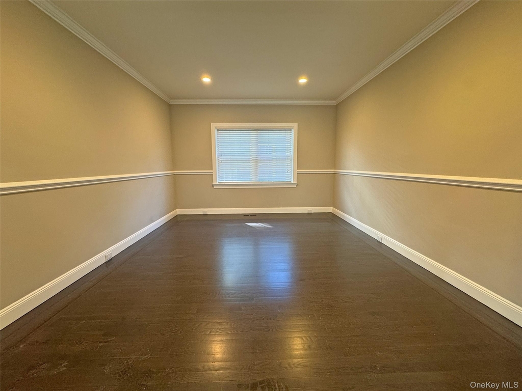 1019 Grove Street - Photo 1