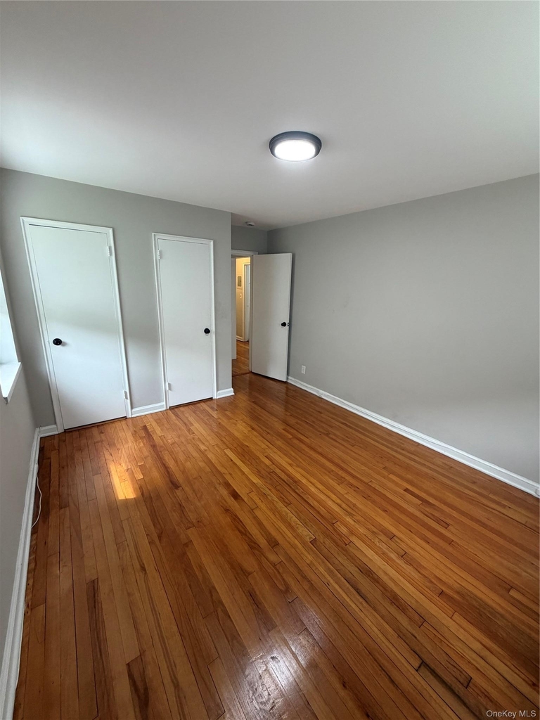 320 S Broadway - Photo 13