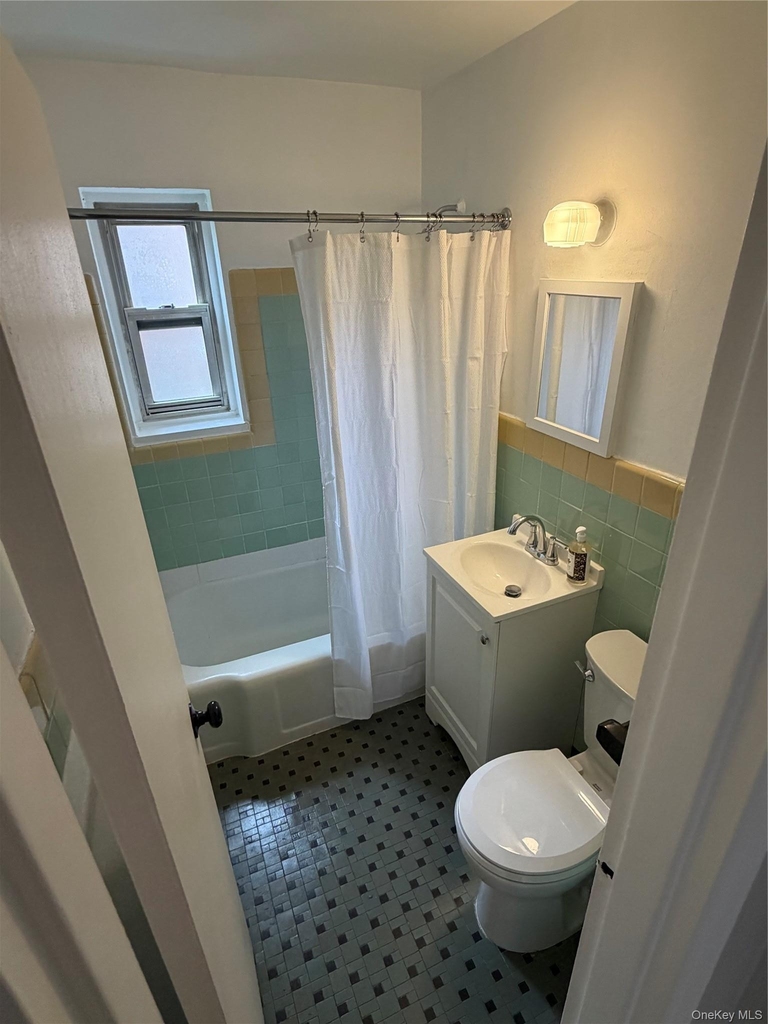 320 S Broadway - Photo 15