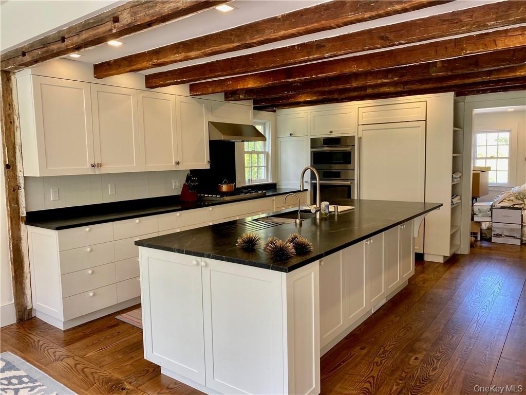 333 Hook Road - Photo 9