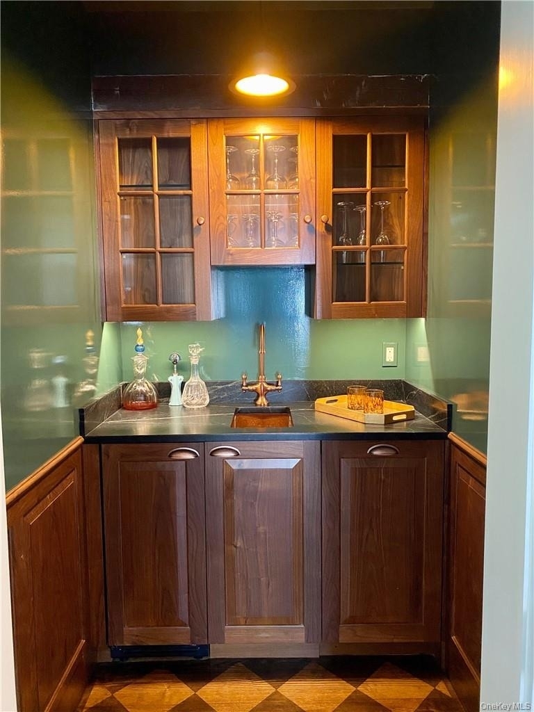 333 Hook Road - Photo 8