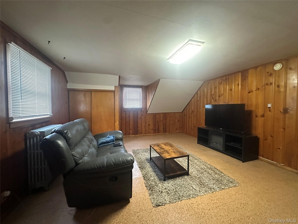 63 Wolfle Street - Photo 2